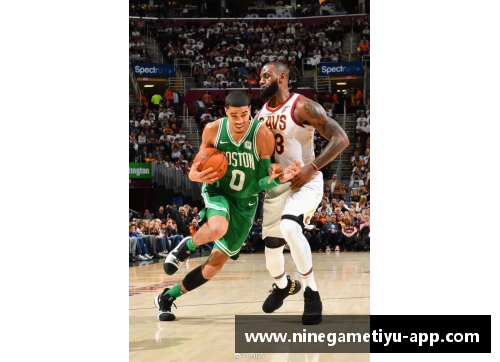 德雷克：从新秀到NBA巨星的成长之路